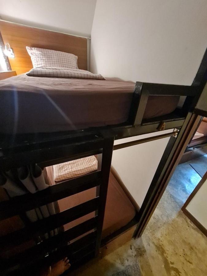 Non House Bangkok บ้านนอนโฮสเทล Eksteriør billede